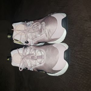 Nike Mauve/Black/White Women’s Air Huarache City Sneakers